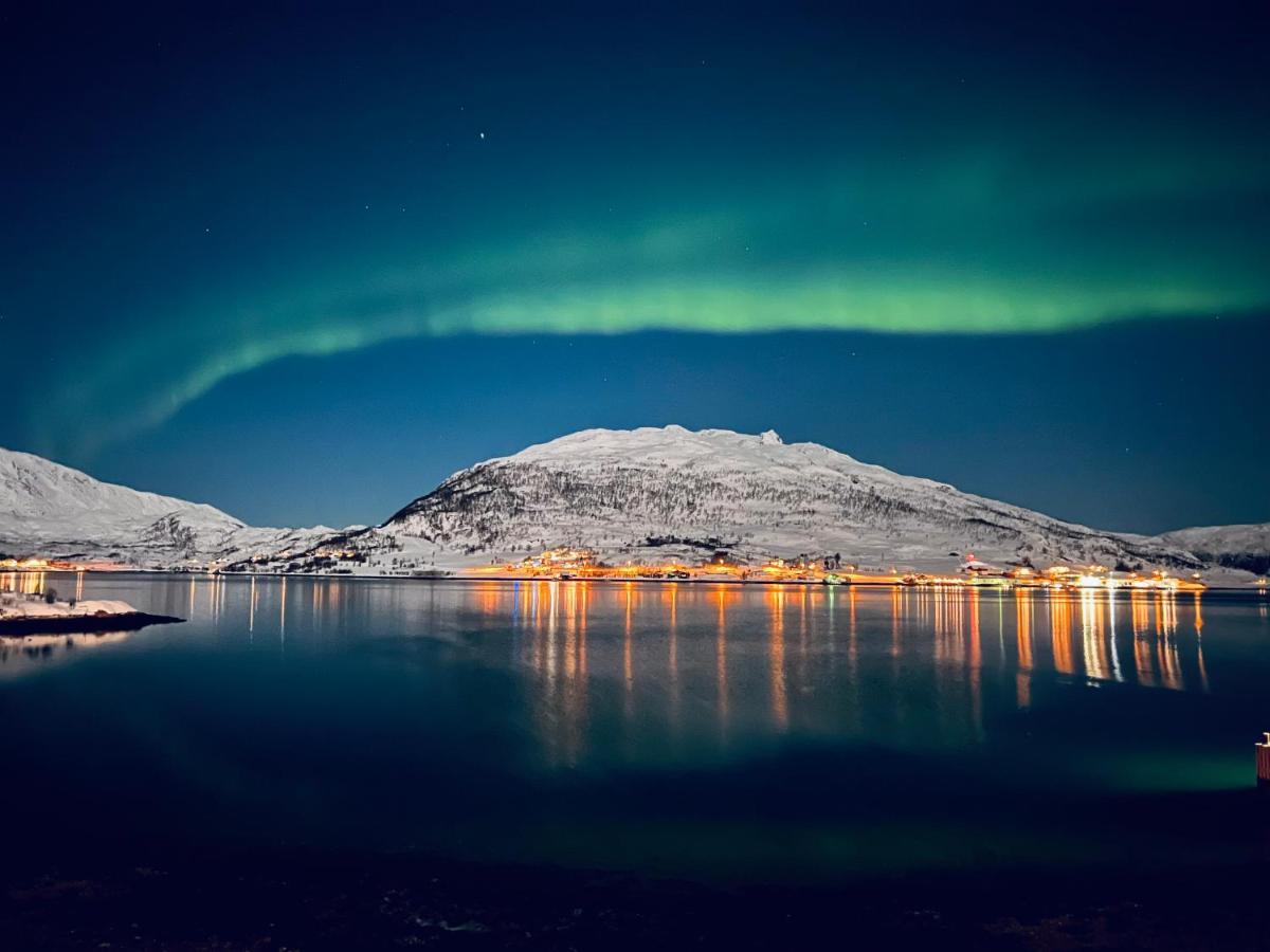 Kvaloya Apartment By The Sea Tromsø Extérieur photo